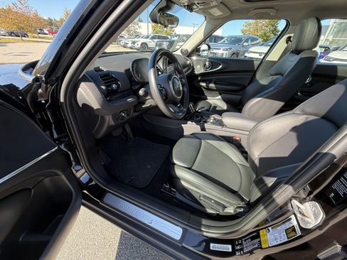 Used 2021 MINI Cooper Clubman S image 10