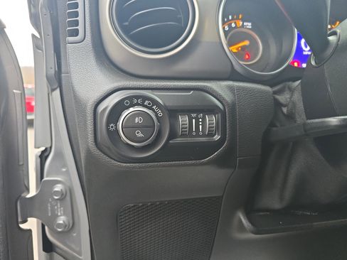 Used 2020 Jeep Gladiator Sport w/ Quick Order Package 24S image 19