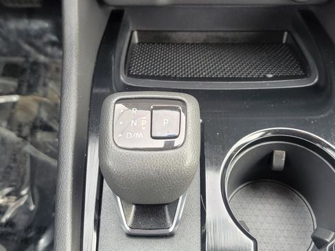 Certified 2021 Nissan Rogue SV image 30