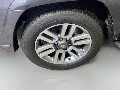 Used 2023 Toyota 4Runner TRD Sport w/ Technology Package AWD/4WD image 14
