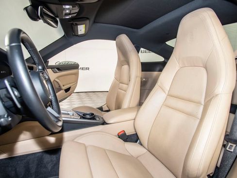 Used 2021 Porsche 911 Carrera image 11