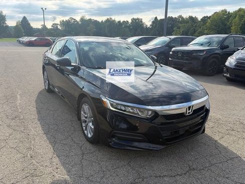 Used 2018 Honda Accord LX image 8