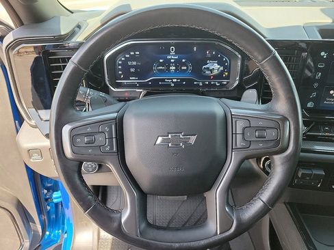 Used 2023 Chevrolet Silverado 1500 ZR2 w/ Technology Package image 16