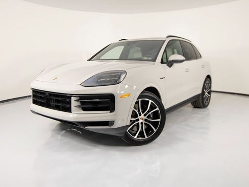 New 2026 Porsche Cayenne E-Hybrid image 1