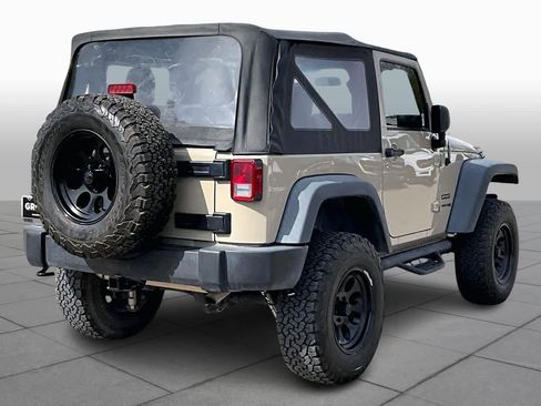 Used 2018 Jeep Wrangler Sport image 13