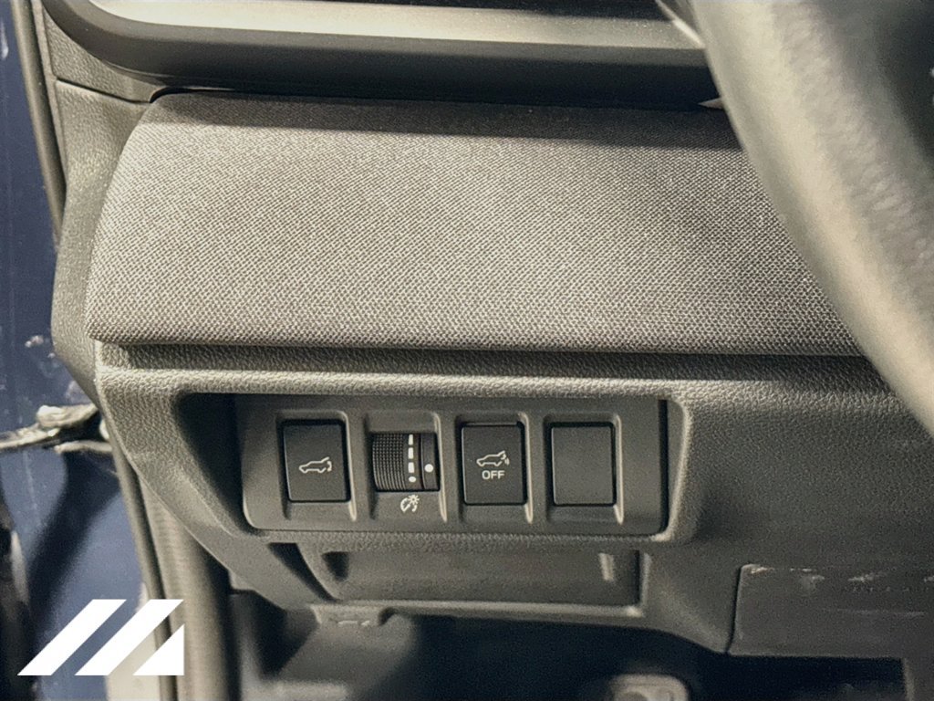 Used 2024 Subaru Outback Premium AWD/4WD image 10