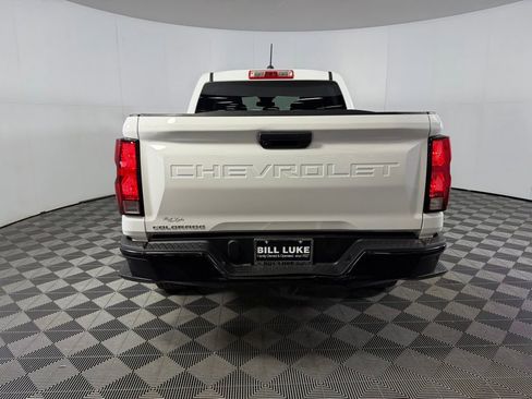 Used 2023 Chevrolet Colorado W/T RWD image 6