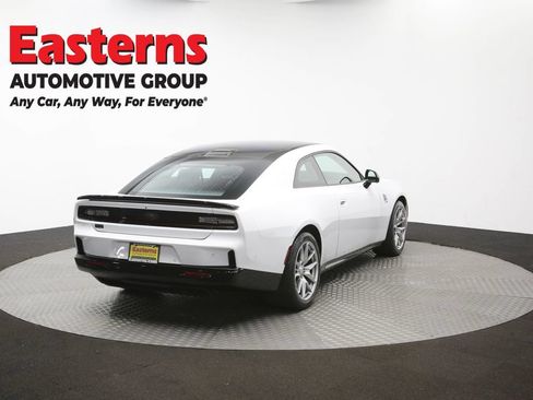 Used 2024 Dodge Charger Daytona Scat Pack w/ Plus Group AWD/4WD image 41