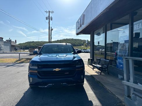 Used 2016 Chevrolet Silverado 1500 LT w/ All Star Edition AWD/4WD image 4