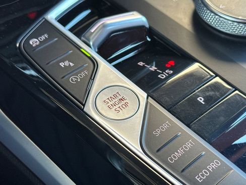 Used 2023 BMW 230i Coupe w/ M Sport Package image 20