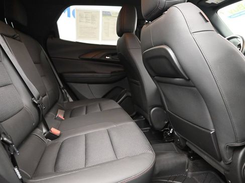 Used 2023 Chevrolet TrailBlazer RS w/ Convenience Package FWD image 10