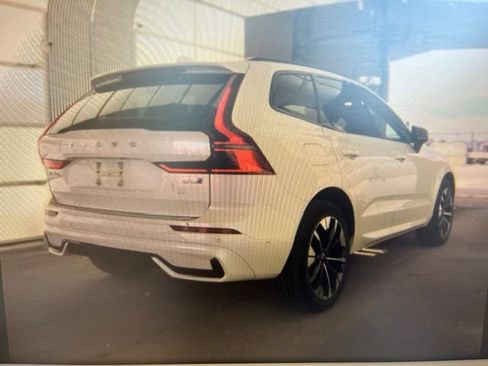 Used 2026 Volvo XC60 B5 Plus AWD/4WD image 2