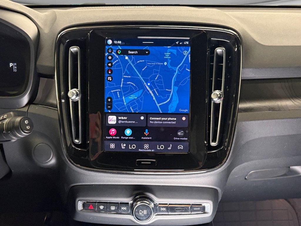 Used 2023 Volvo XC40 Recharge Ultimate w/ Protection Package Premier AWD/4WD image 11