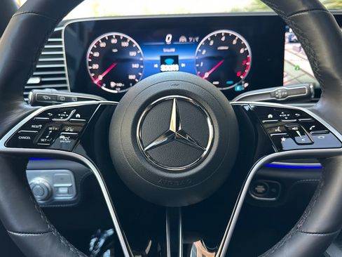 Used 2026 Mercedes-Benz GLE 580 4MATIC image 22