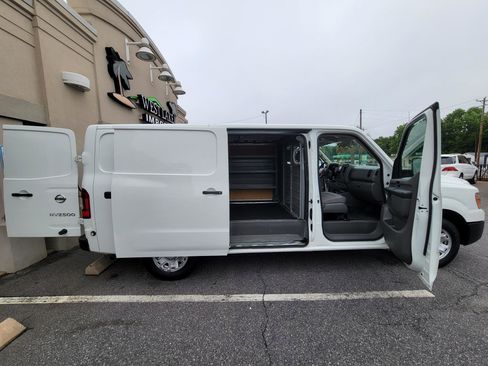 Used 2020 Nissan NV 2500 SV w/ Navigation Package RWD image 31