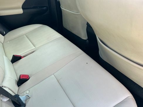 Used 2012 Lexus CT 200h FWD 4dr Hybrid image 30