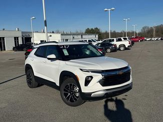 New 2026 Chevrolet TrailBlazer LT w/ Convenience Package FWD video 2