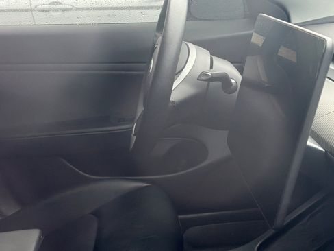 Used 2021 Tesla Model 3 Long Range AWD/4WD image 9