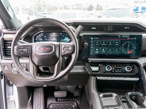 Used 2024 GMC Sierra 2500 AT4 w/ AT4 Premium Plus Package image 16