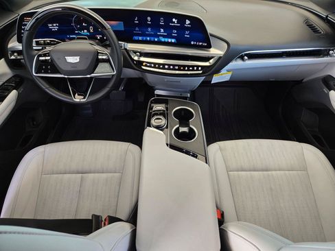 Certified 2024 Cadillac Lyriq Luxury AWD/4WD image 12
