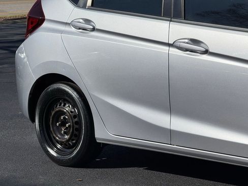 Used 2017 Honda Fit LX image 6