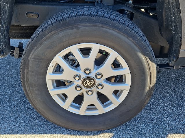 Used 2026 Toyota Tacoma SR AWD/4WD image 5
