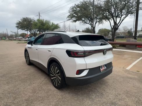 Used 2024 Volkswagen ID.4 S image 6