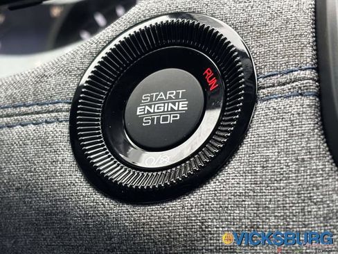 New 2026 Jeep Compass Latitude image 19