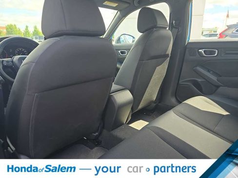 Used 2025 Honda Civic Sport image 12