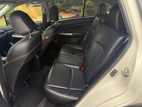 Used 2017 Subaru Crosstrek 2.0i Limited image 7