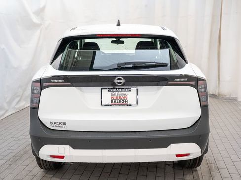 New 2026 Nissan Kicks S image 5
