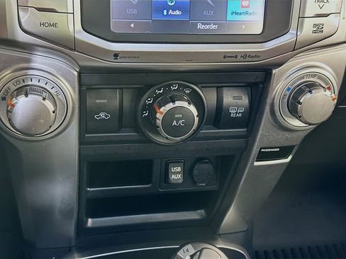 Used 2018 Toyota 4Runner SR5 AWD/4WD image 16