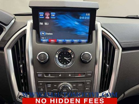 Used 2010 Cadillac SRX Luxury image 23