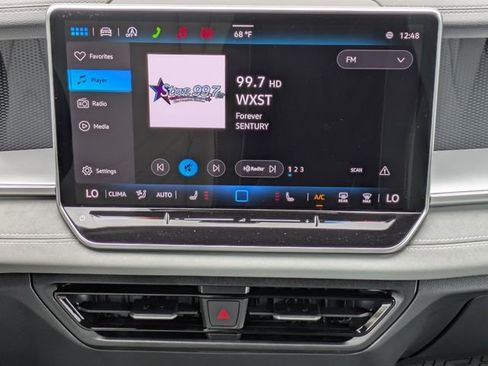 New 2026 Volkswagen Tiguan SE R-Line FWD image 17