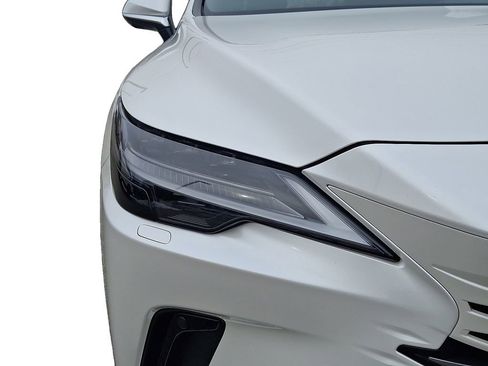 Used 2024 Lexus RX 450h AWD w/ Luxury Package image 10