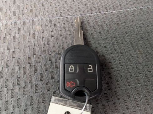 Used 2012 Ford F150 XLT w/ XTR Pkg image 47