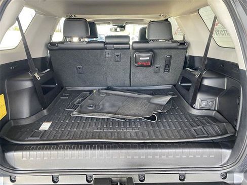 Certified 2021 Toyota 4Runner SR5 Premium w/ Moonroof Package AWD/4WD image 11