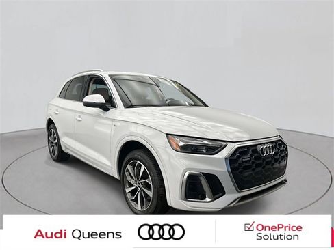 Used 2022 Audi Q5 2.0T Premium Plus w/ Premium Plus Package image 1