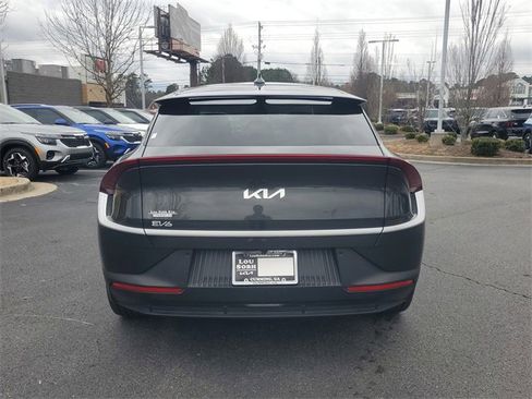 Certified 2022 Kia EV6 Light image 5
