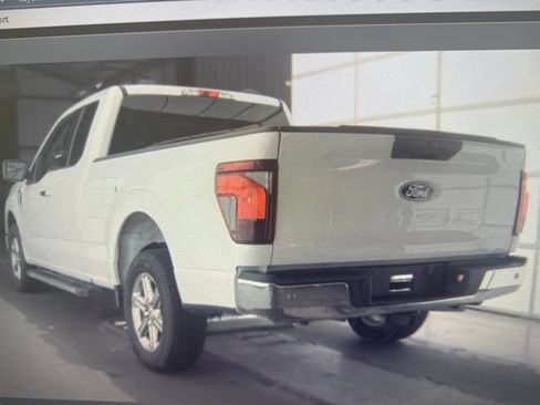 Used 2025 Ford F150 XLT w/ Equipment Group 301A Standard RWD image 5