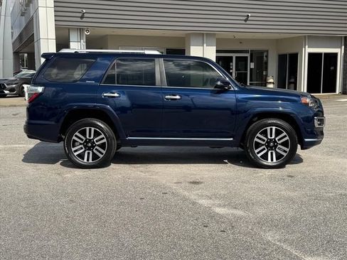 Used 2022 Toyota 4Runner Limited AWD/4WD image 2