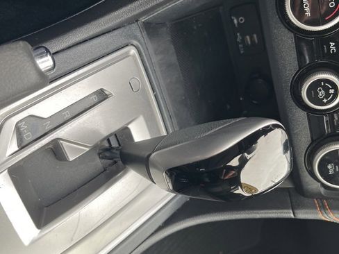 Certified 2023 Subaru Crosstrek 2.0i Premium image 19