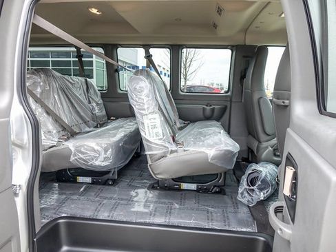 New 2025 Chevrolet Express 3500 LT w/ LT Preferred Equipment Group RWD image 9