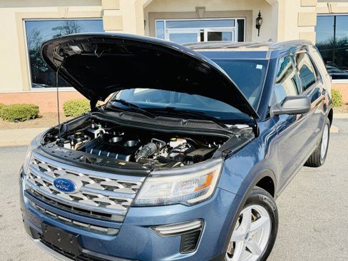 Used 2018 Ford Explorer XLT image 20