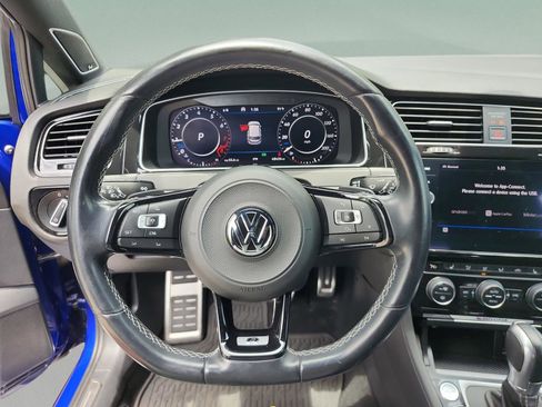 Used 2018 Volkswagen Golf R 4-Door AWD/4WD image 10