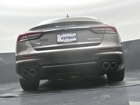 Used 2022 Maserati Quattroporte Modena Q4 AWD/4WD image 42