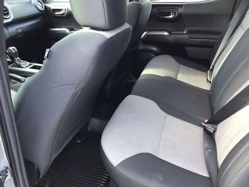 Used 2023 Toyota Tacoma TRD Sport image 38