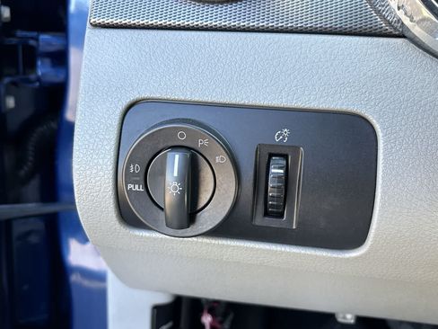 Used 2007 Ford Mustang GT Premium RWD image 9