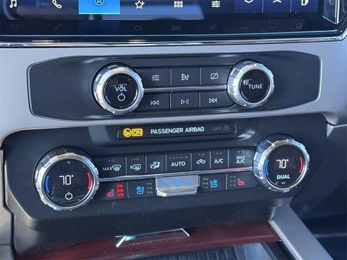 Used 2022 Ford F350 King Ranch w/ King Ranch Ultimate Package image 31