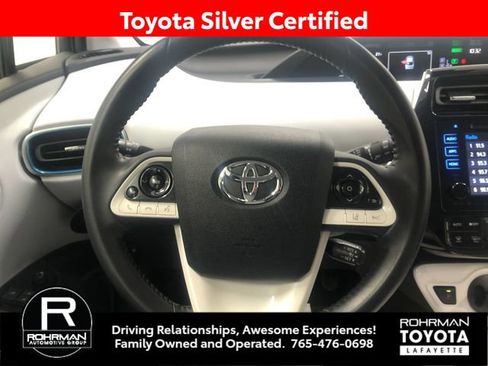 Certified 2017 Toyota Prius Three image 18
